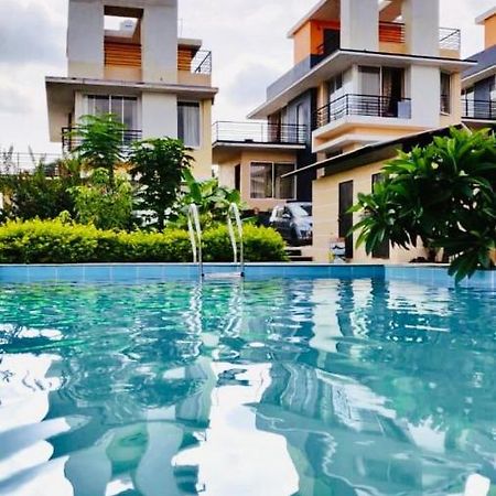 ROYAL MEADOWS - IGATPURI Bungalow B Bagian luar foto