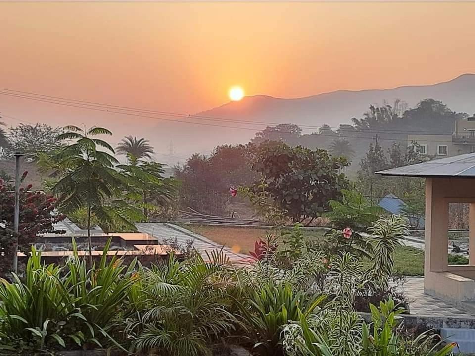 ROYAL MEADOWS - IGATPURI Bungalow B Bagian luar foto