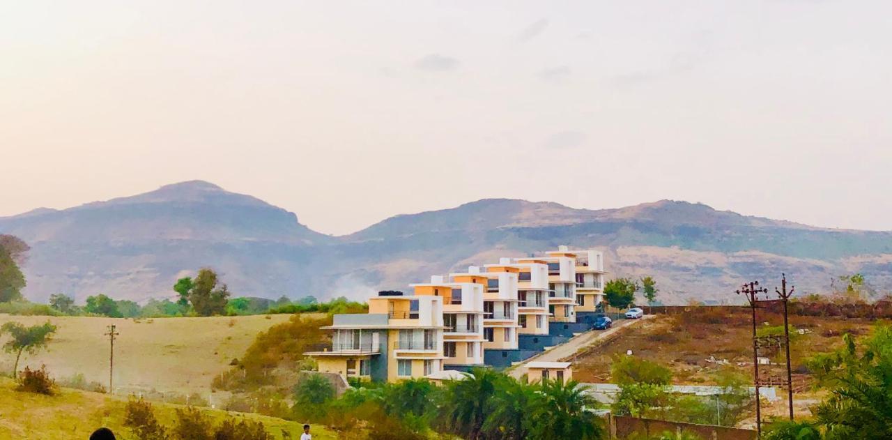 ROYAL MEADOWS - IGATPURI Bungalow B Bagian luar foto