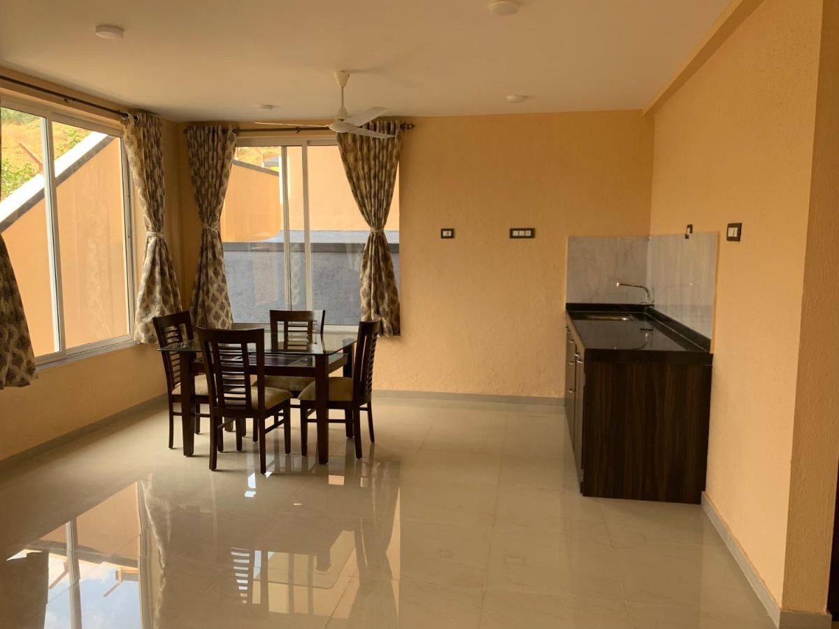 ROYAL MEADOWS - IGATPURI Bungalow B Bagian luar foto