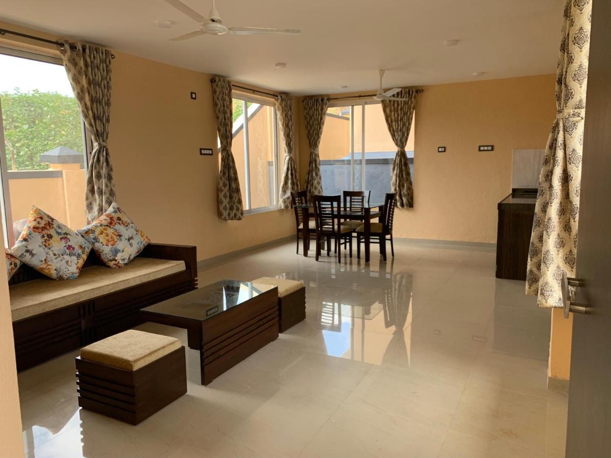 ROYAL MEADOWS - IGATPURI Bungalow B Bagian luar foto