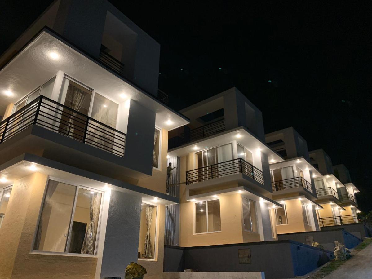 ROYAL MEADOWS - IGATPURI Bungalow B Bagian luar foto